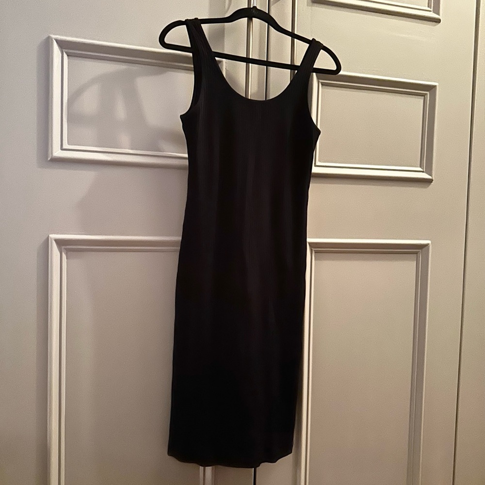 BNWT - Wilfred Free Ribbed Midi Dress